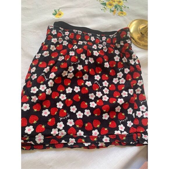 Victoria's Secret Pink Pajama Shorts Womens XXL Red Floral Loungwear - Picture 2 of 7